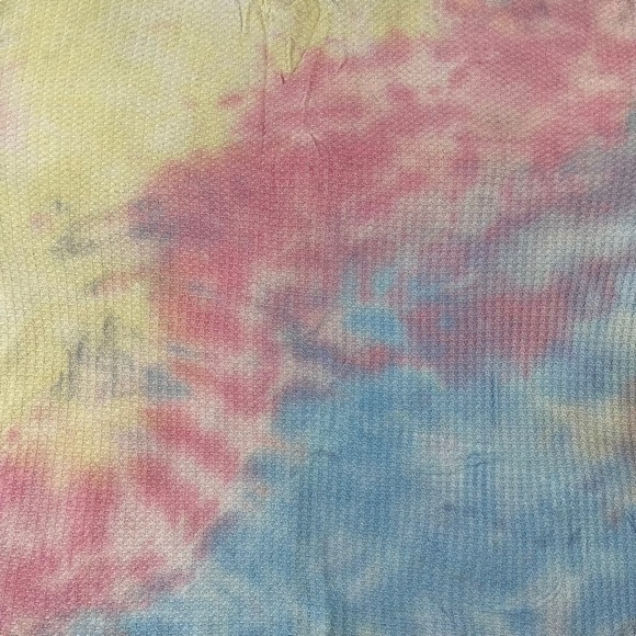 Chrysanthemum size medium pastel tie dye shirt, long lace like sleeves NEW - Picture 4 of 13
